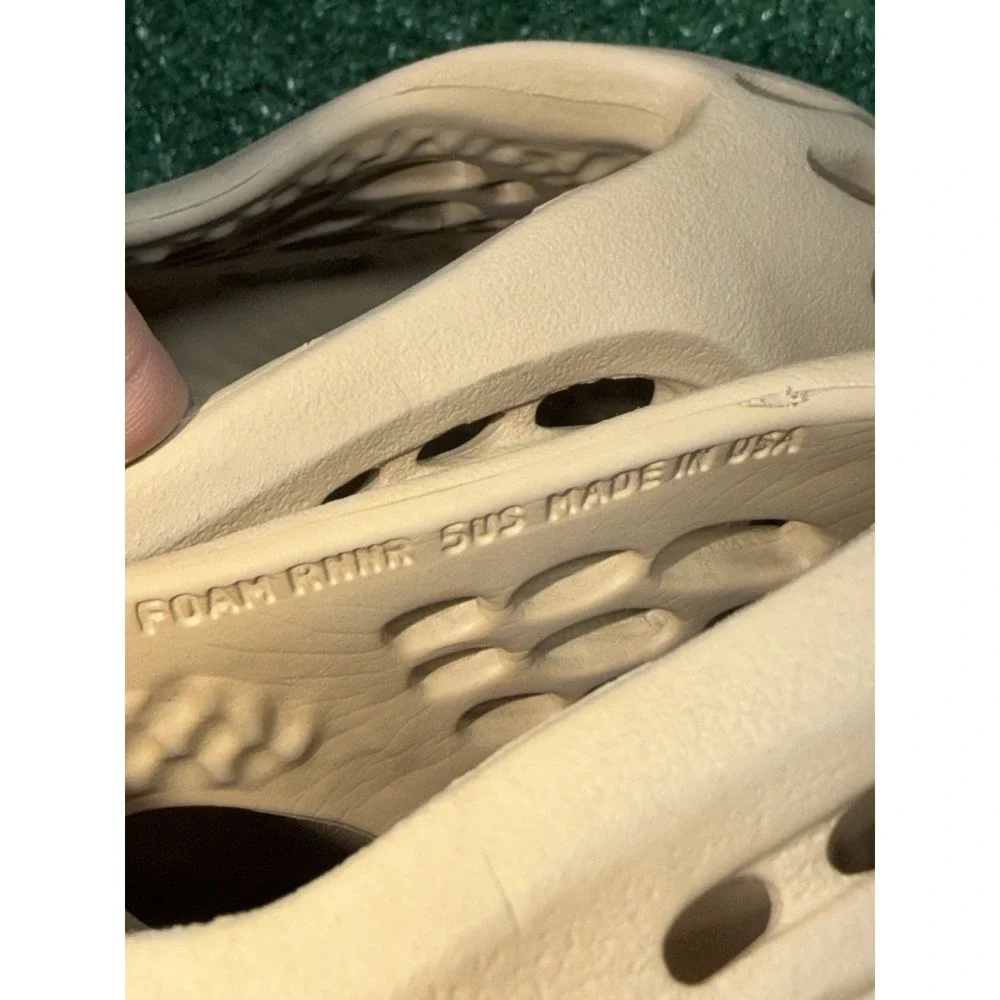 adidas Yeezy Foam Runner Mens Size 5 Womens Size 6.5 Ochre Brown Slip On Sandals - Picture 9 of 9